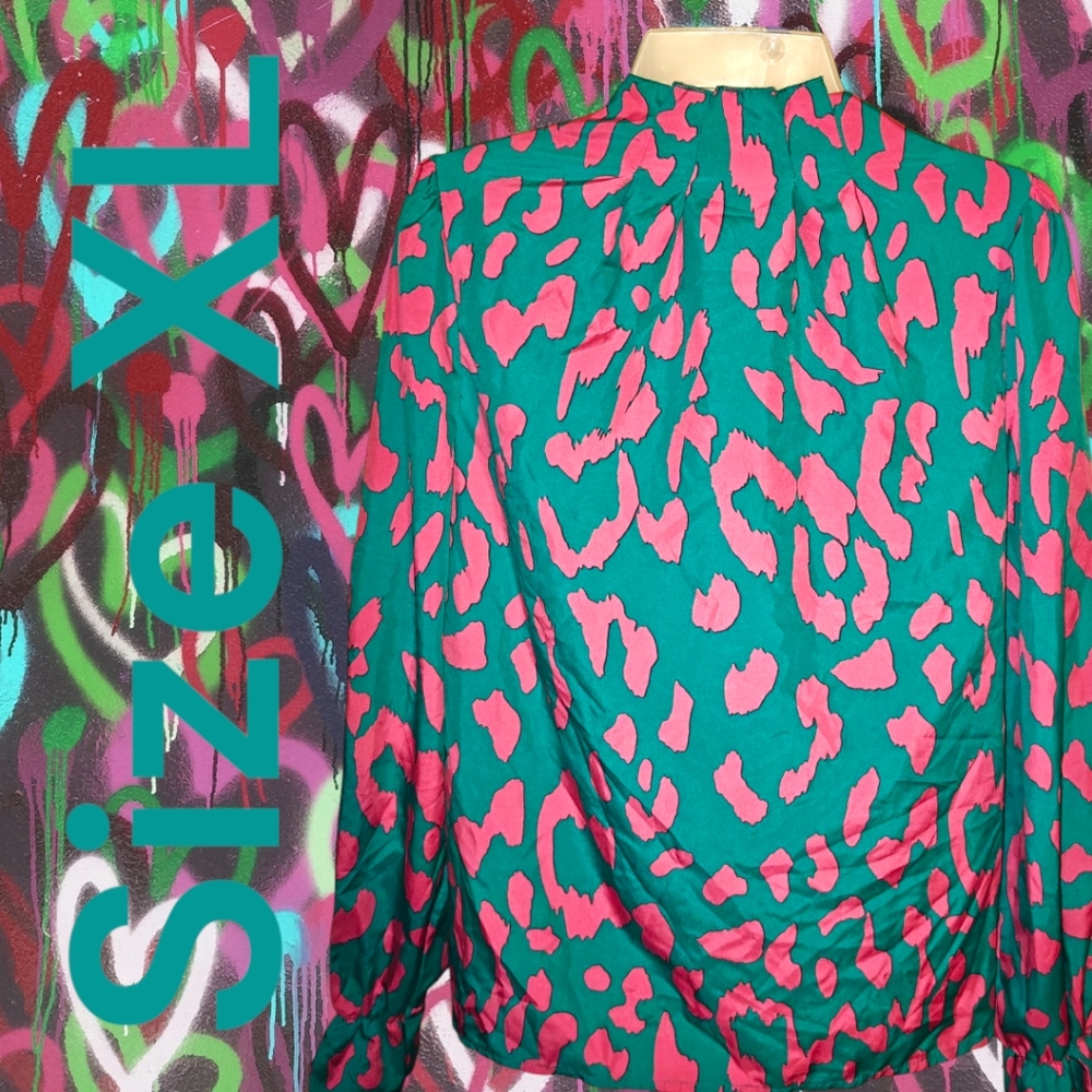 NWOT Pink & Teal Adorable XL Top